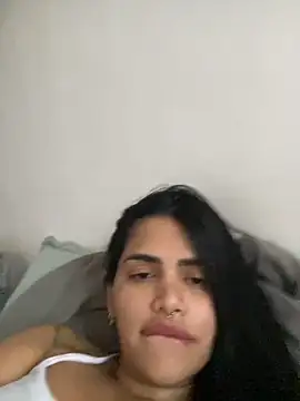 Snapshot of danilyns chatting on September 2025 03:45:01 PM danilyns online show from September 2025 03:45:01 PM