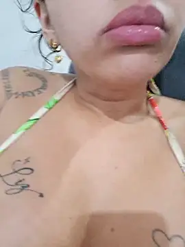 danilyns online show from June 2026 10:54:01 PM