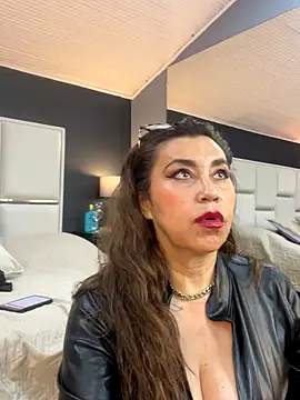 Snapshot of Samantha_Milf__ chatting on September 2025 07:46:02 PM Samantha Milf online show from September 2025 07:46:02 PM