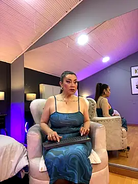 Snapshot of Samantha_Milf__ chatting on November 2025 12:36:02 PM Samantha Milf online show from November 2025 12:36:02 PM