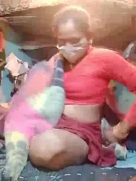 Snapshot of CUTE-004 chatting on December 2025 04:14:01 PM CUTE-004 online show from December 2025 04:14:01 PM