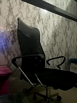 Snapshot of StevenHumps chatting on November 2025 08:36:02 AM StevenHumps online show from November 2025 08:36:02 AM