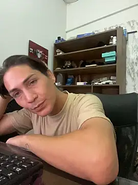 Snapshot of StevenHumps chatting on November 2025 03:42:02 AM StevenHumps online show from November 2025 03:42:02 AM