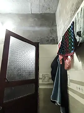 siki-00 online show from December 2025 01:18:01 PM