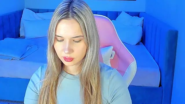 Nicoletta Cooper online show from September 2025 08:24:01 AM