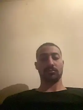 Snapshot of Hehjehjeqll chatting on April 2026 11:47:02 PM Hehjehjeqll online show from April 2026 11:47:02 PM