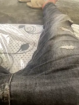 Snapshot of Hehjehjeqll chatting on April 2026 08:20:01 AM Hehjehjeqll online show from April 2026 08:20:01 AM