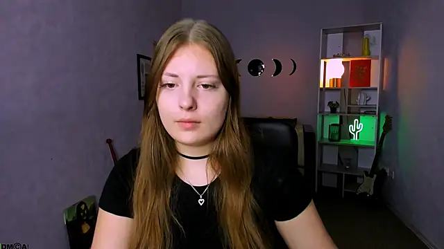 melani bumm online show from November 2025 10:47:02 AM