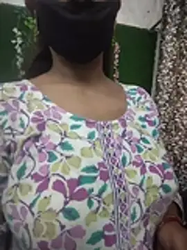 Snapshot of your_favourite_bhabhi chatting on June 2026 07:22:02 AM your favourite bhabhi online show from June 2026 07:22:02 AM