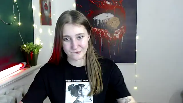 Milka kamila online show from December 2025 02:22:02 PM