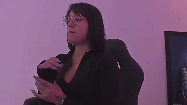 AnnaraLein online show from November 2025 03:42:02 AM