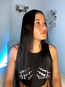 Snapshot of AlisxxnFx chatting on November 2025 03:59:02 AM AlisxxnFx online show from November 2025 03:59:02 AM