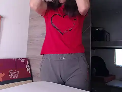 Missforever online show from September 2025 07:15:01 PM