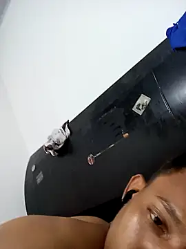 Brayan51 - online show from September 2025 04:33:02 AM