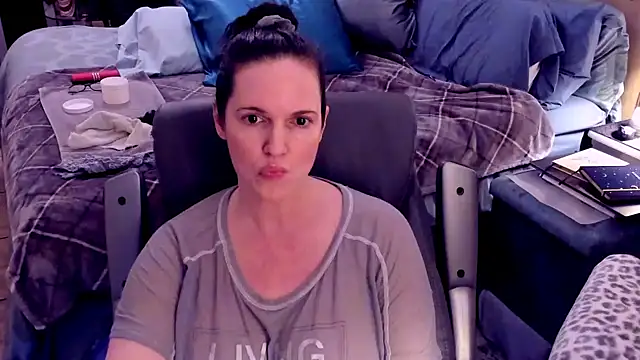 ninajaymes online show from December 2024 11:11:01 PM