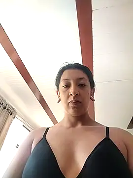 Snapshot of Coralaine_96 chatting on September 2025 03:01:02 PM Coralaine 96 online show from September 2025 03:01:02 PM