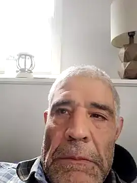 orcajaws52 online show from December 2024 07:34:02 PM