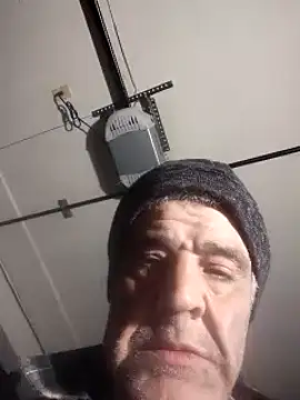 orcajaws52 online show from January 2025 06:45:02 PM