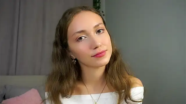 Snapshot of ZeniaBolich chatting on September 2025 08:31:01 PM ZeniaBolich online show from September 2025 08:31:01 PM