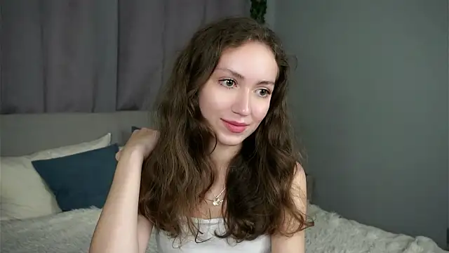 Snapshot of ZeniaBolich chatting on September 2025 09:27:02 PM ZeniaBolich online show from September 2025 09:27:02 PM