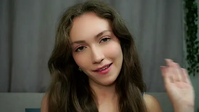 Snapshot of ZeniaBolich chatting on September 2025 10:02:02 PM ZeniaBolich online show from September 2025 10:02:02 PM