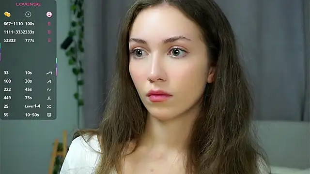 Snapshot of ZeniaBolich chatting on October 2025 09:43:02 PM ZeniaBolich online show from October 2025 09:43:02 PM