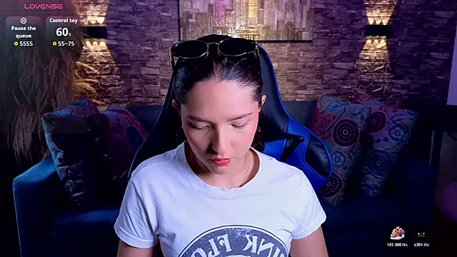 imrockstar online show from December 2025 07:30:02 PM