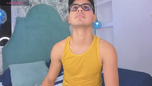 Snapshot of Tthiago_cruz chatting on October 2025 09:04:01 PM Tthiago cruz online show from October 2025 09:04:01 PM