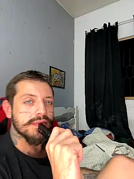 Luccaskonig online show from November 2025 03:16:01 AM