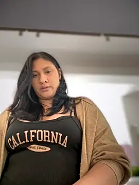 Snapshot of Elyross1_ chatting on September 2025 08:25:02 PM Elyross1 online show from September 2025 08:25:02 PM