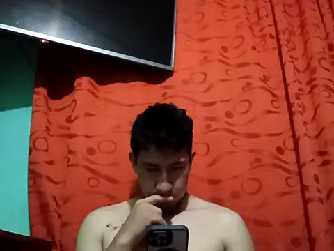 True Di online show from September 2025 12:59:02 AM