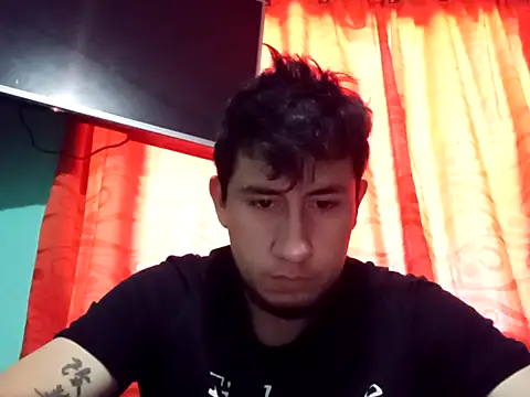 True Di online show from October 2025 09:48:02 PM