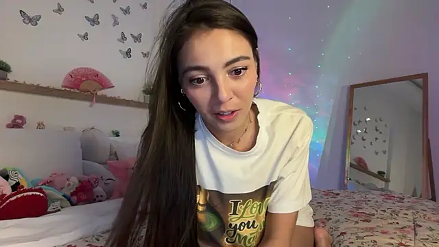 keirasworld online show from March 2026 12:16:01 AM