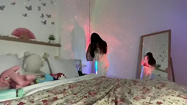 keirasworld online show from July 2026 12:21:02 AM
