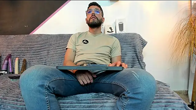 DanteWinter online show from March 2026 03:52:02 AM