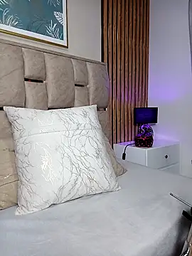 Tasha and Karl online show from September 2025 03:09:02 AM