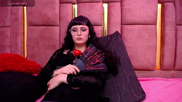 XBODTRIIPX online show from October 2025 04:38:01 PM