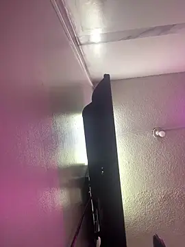 XBODTRIIPX online show from December 2025 03:01:02 AM