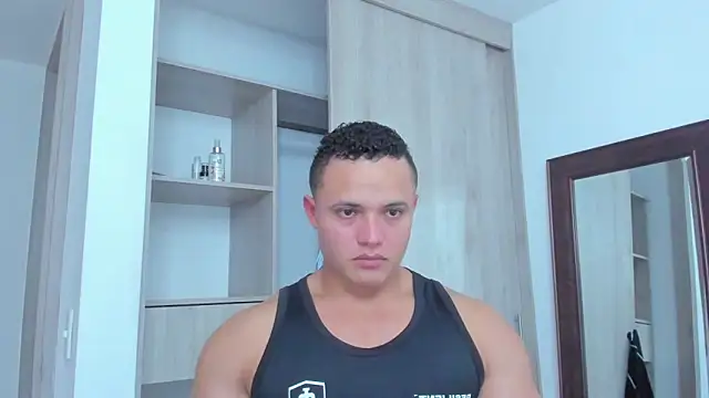 KingLevi01 online show from February 2026 10:04:02 PM