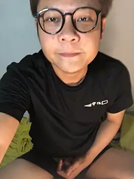 Snapshot of datnguyenvn chatting on April 2026 01:08:02 PM datnguyenvn online show from April 2026 01:08:02 PM