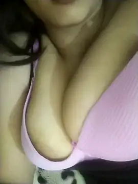 Snapshot of Soltaana chatting on March 2026 09:54:01 PM Soltaana online show from March 2026 09:54:01 PM