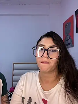 Snapshot of Sweet_and_Rous0 chatting on July 2026 02:46:01 AM Sweet and Rous0 online show from July 2026 02:46:01 AM