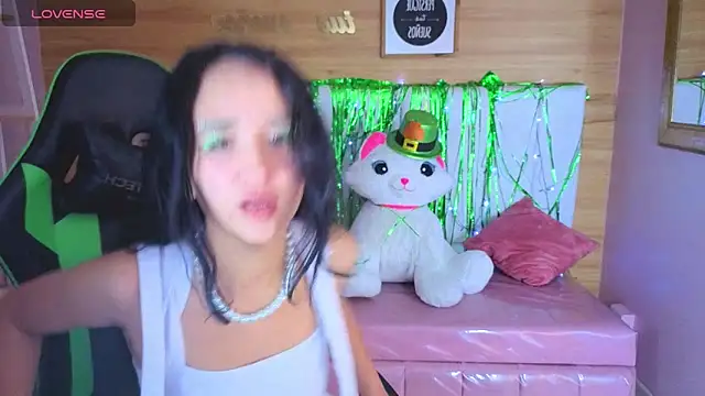 bella vibess s online show from March 2026 12:41:01 PM