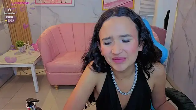bella vibess s online show from June 2026 06:52:02 AM