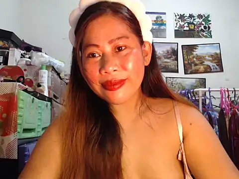 filipina beauty online show from November 2025 06:12:01 PM