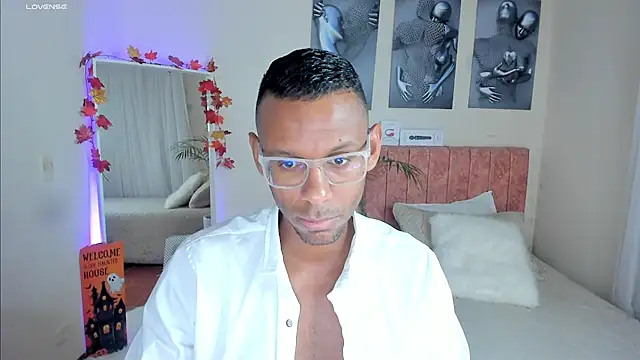 Snapshot of KingEdward_ chatting on October 2025 10:22:02 AM KingEdward online show from October 2025 10:22:02 AM