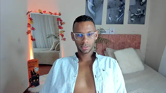 Snapshot of KingEdward_ chatting on October 2025 10:19:02 AM KingEdward online show from October 2025 10:19:02 AM