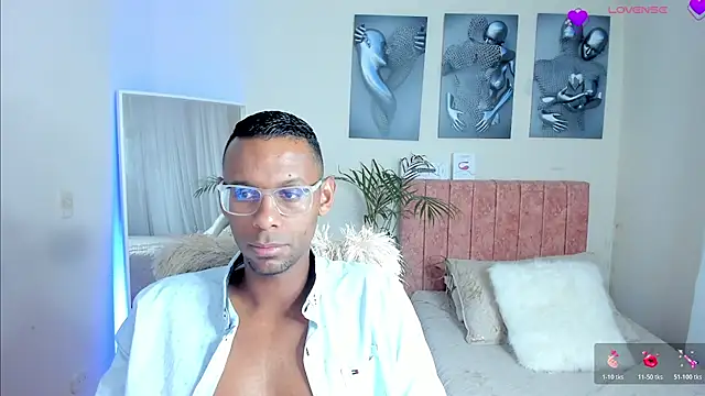 Snapshot of KingEdward_ chatting on November 2025 11:10:01 AM KingEdward online show from November 2025 11:10:01 AM
