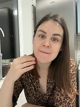 Risky-Flower online show from October 2025 06:30:02 PM