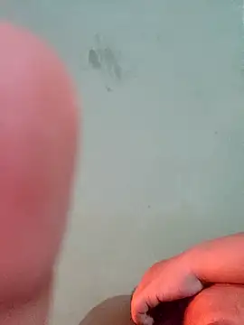 Snapshot of bitch-horny chatting on January 2026 03:05:02 PM bitch-horny online show from January 2026 03:05:02 PM